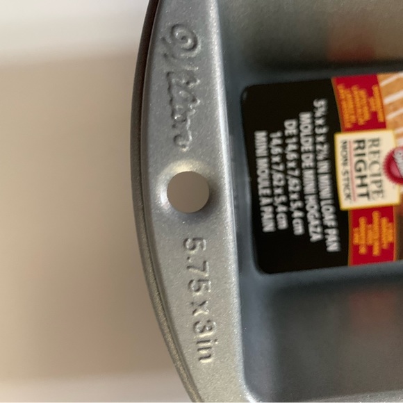 Wilton Recipe Right Non-Stick Mini Loaf Pan Set - Picture 5 of 5